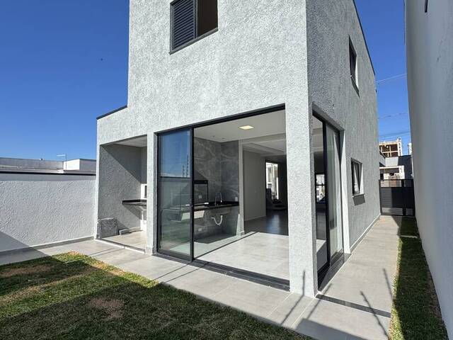 #14 - Casa em condomínio para Venda em Taubaté - SP