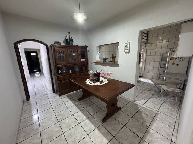 Casa para Venda em Taubaté - 4