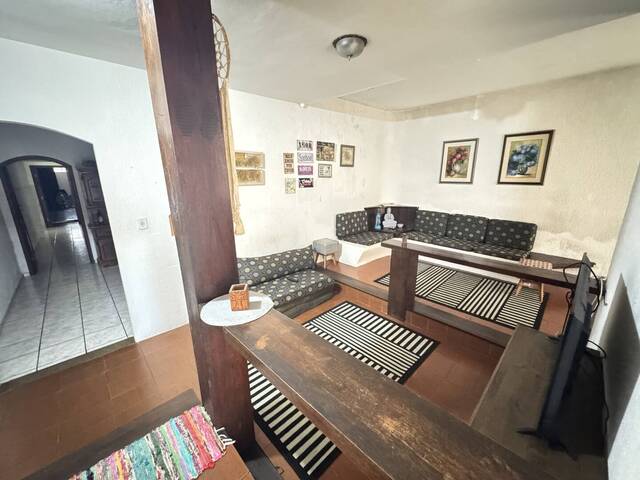 #18 - Casa para Venda em Taubaté - SP