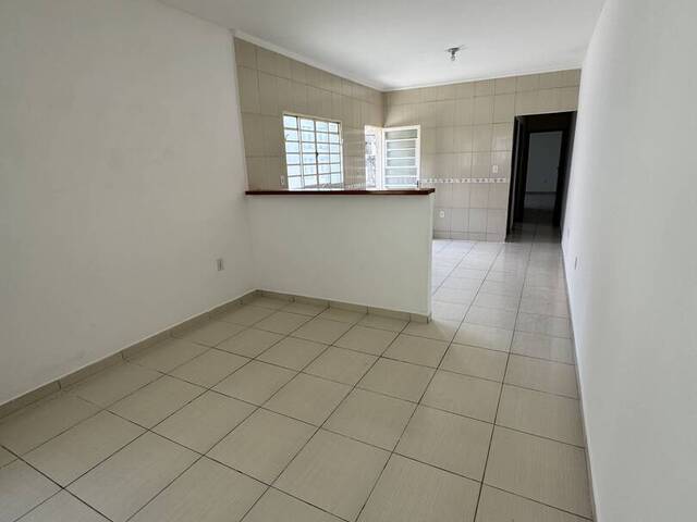 #31 - Casa para Locação em Taubaté - SP - 3