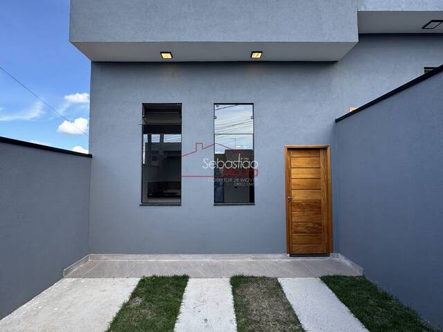 #48 - Casa para Venda em Taubaté - SP - 1